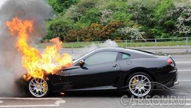 В Британии сгорел Ferrari за $500 000
